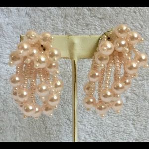 Vintage pearl dangle earrings pink clip on
